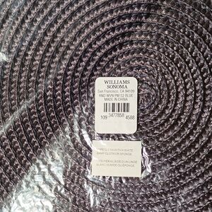 NWT 4 Williams Sonoma Round Woven Placemats